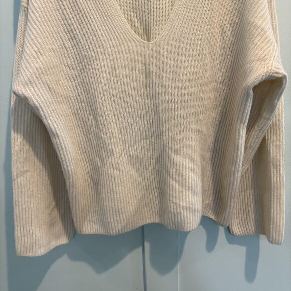 Everlane Sweater Womens Large Cream 100% Cashmere Soft V-Neck Rib Knit Relaxed - Picture 4 of 7